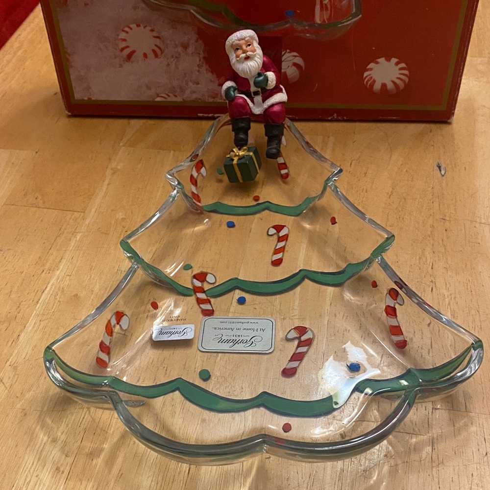 Gorham Holiday Tree-Shaped Glass Platter with separate Santa NWT Box damaged